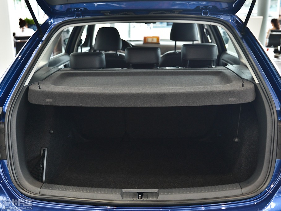 2013݃Ɏ 1.4TSI DSGm