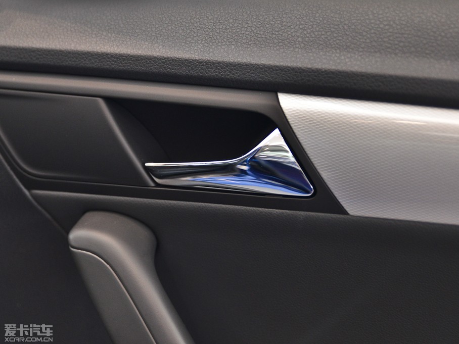 2013݃Ɏ 1.4TSI DSGm