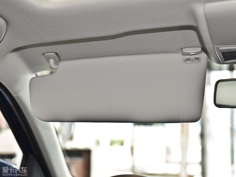 2013݃Ɏ 1.4TSI DSGm