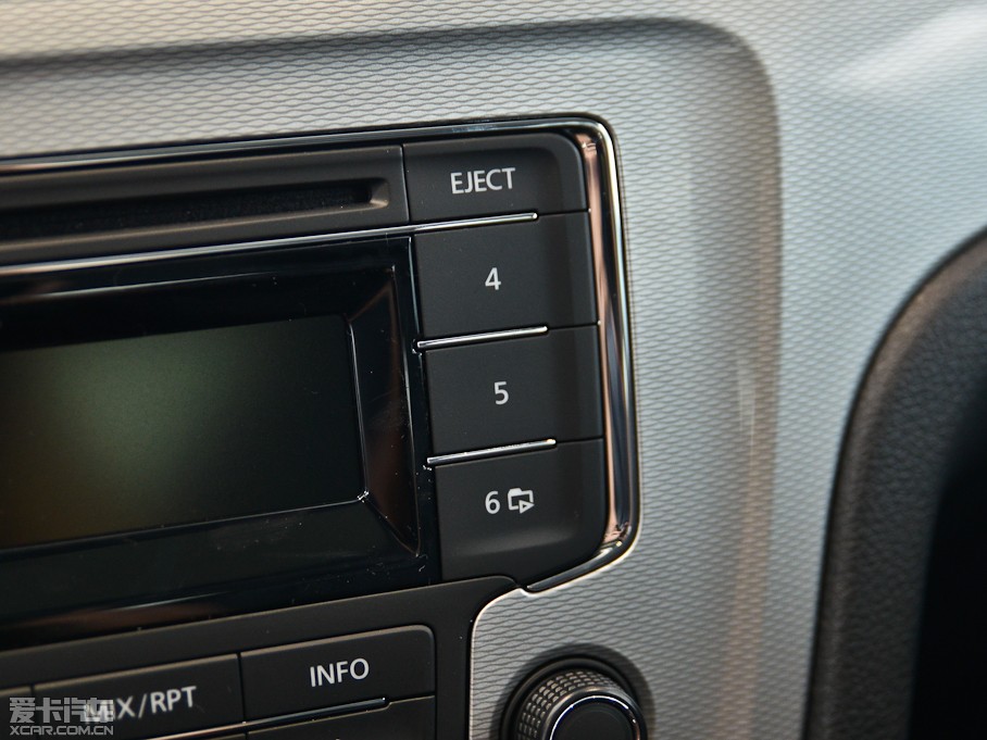 2013݃Ɏ 1.4TSI DSGm