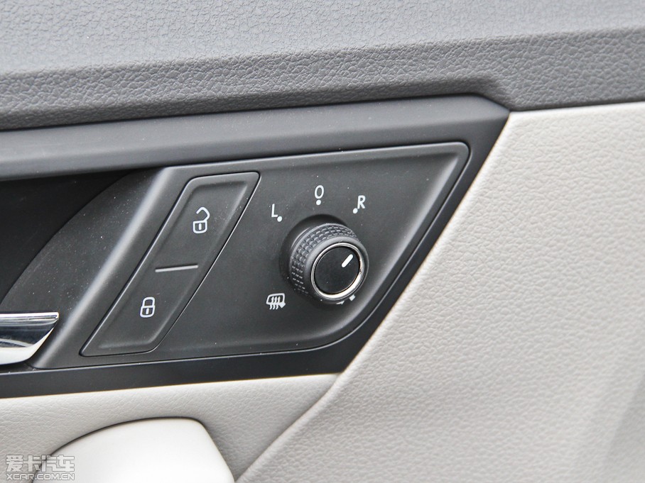 2013݃Ɏ 1.4TSI DSGA