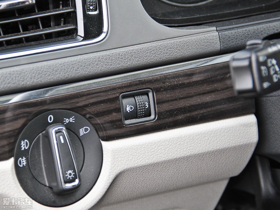 2013݃Ɏ 1.4TSI DSGA