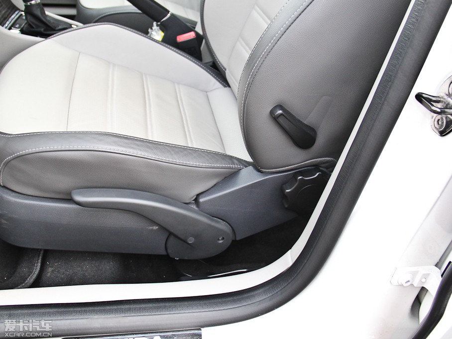 2013݃Ɏ 1.4TSI DSGA