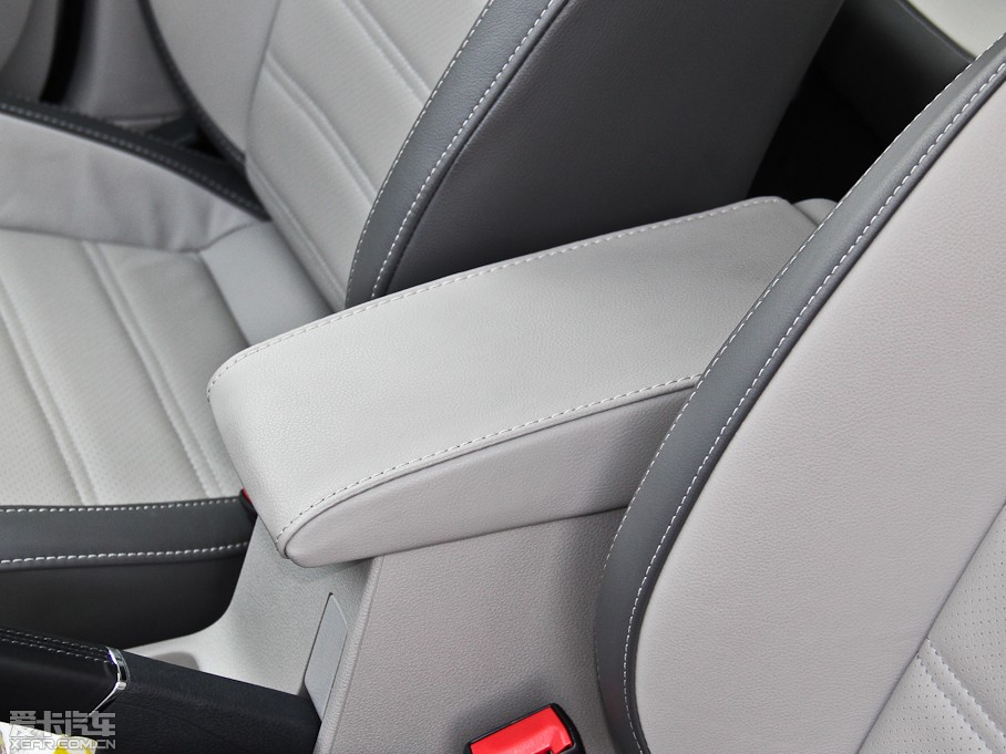 2013݃Ɏ 1.4TSI DSGA