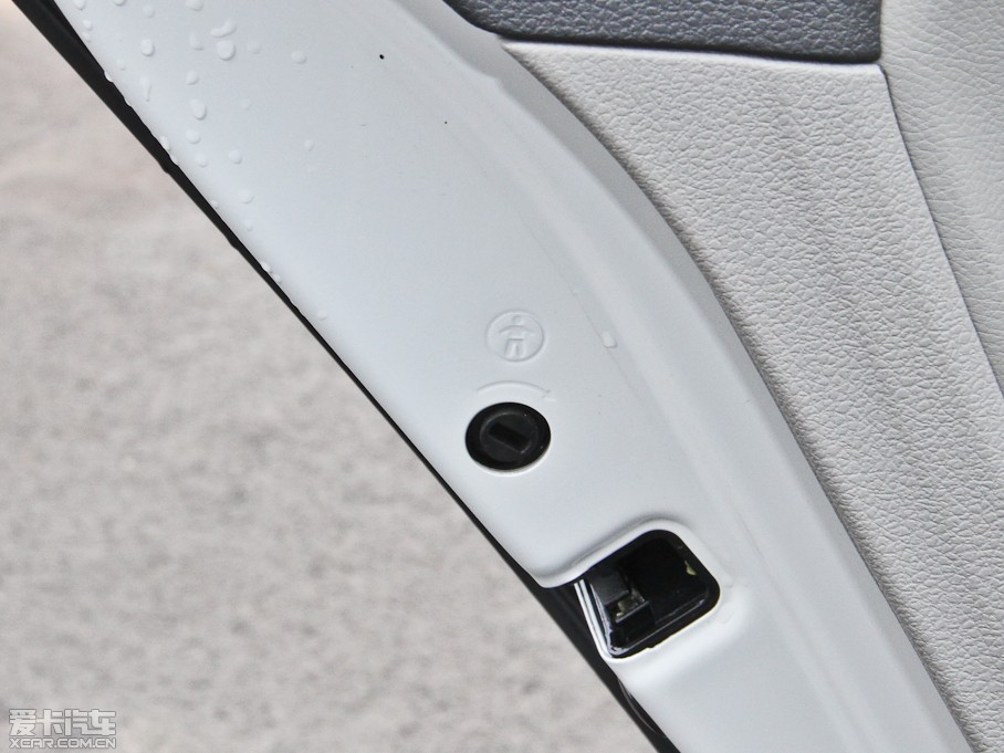 2013݃Ɏ 1.4TSI DSGA