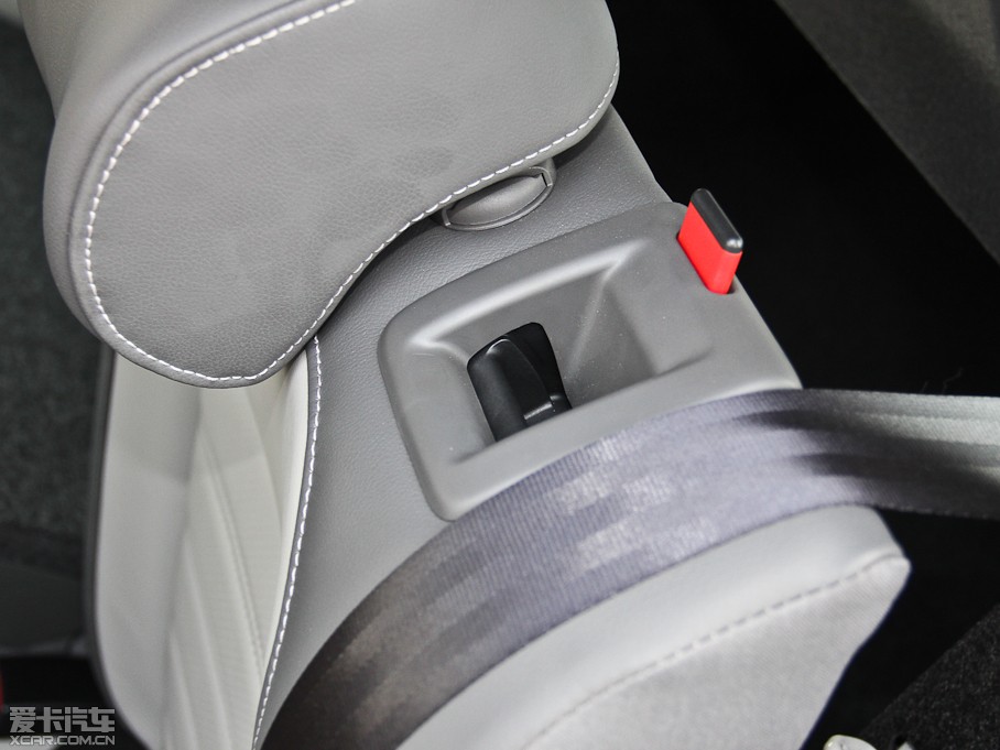 2013݃Ɏ 1.4TSI DSGA