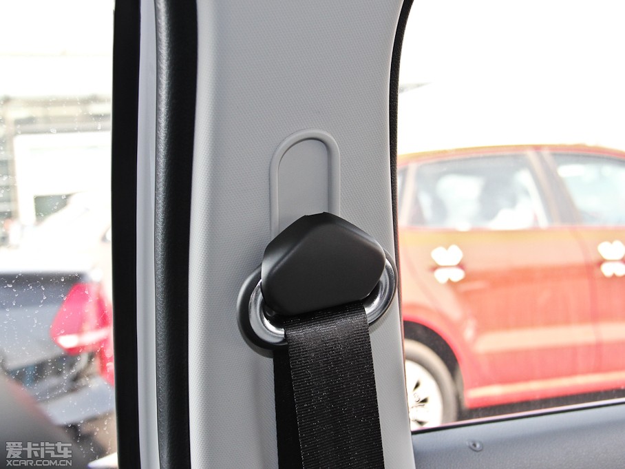 2013݃Ɏ 1.4TSI DSGA