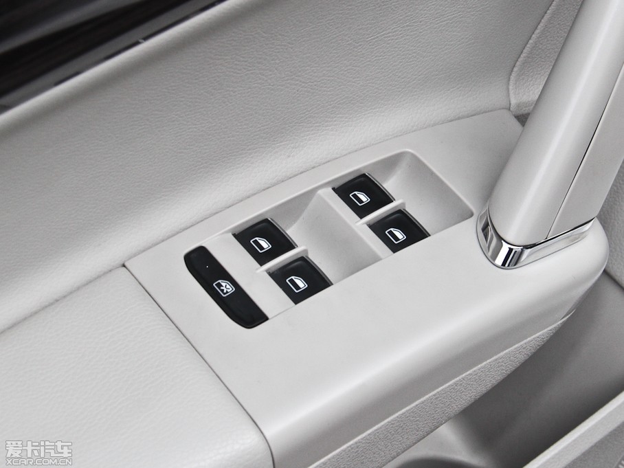 2013݃Ɏ 1.4TSI DSGA