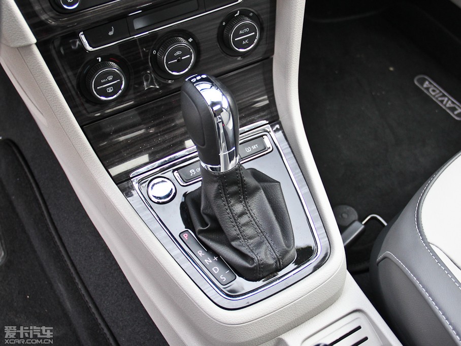 2013݃Ɏ 1.4TSI DSGA