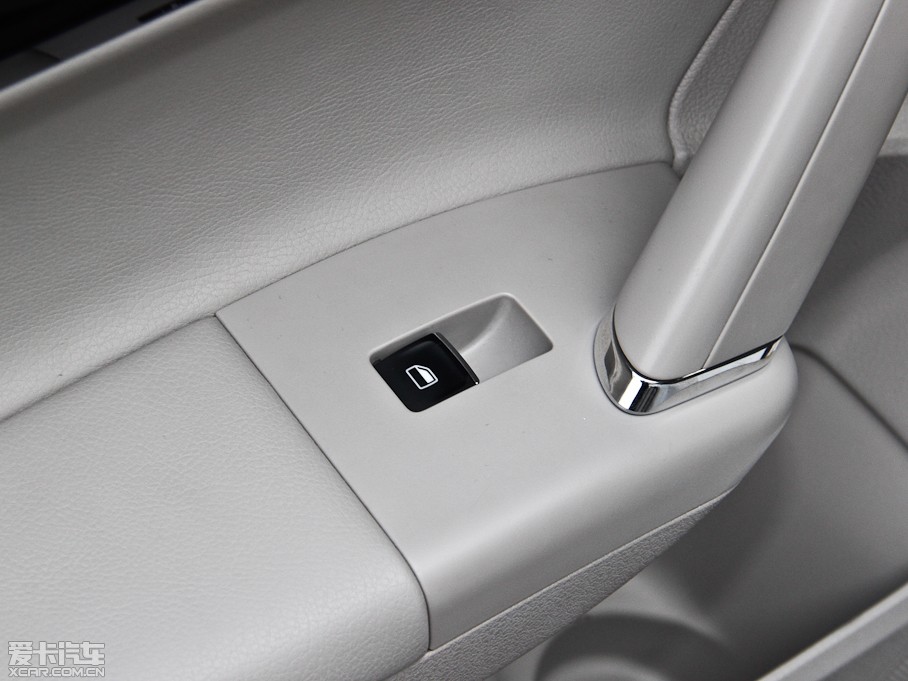 2013݃Ɏ 1.4TSI DSGA