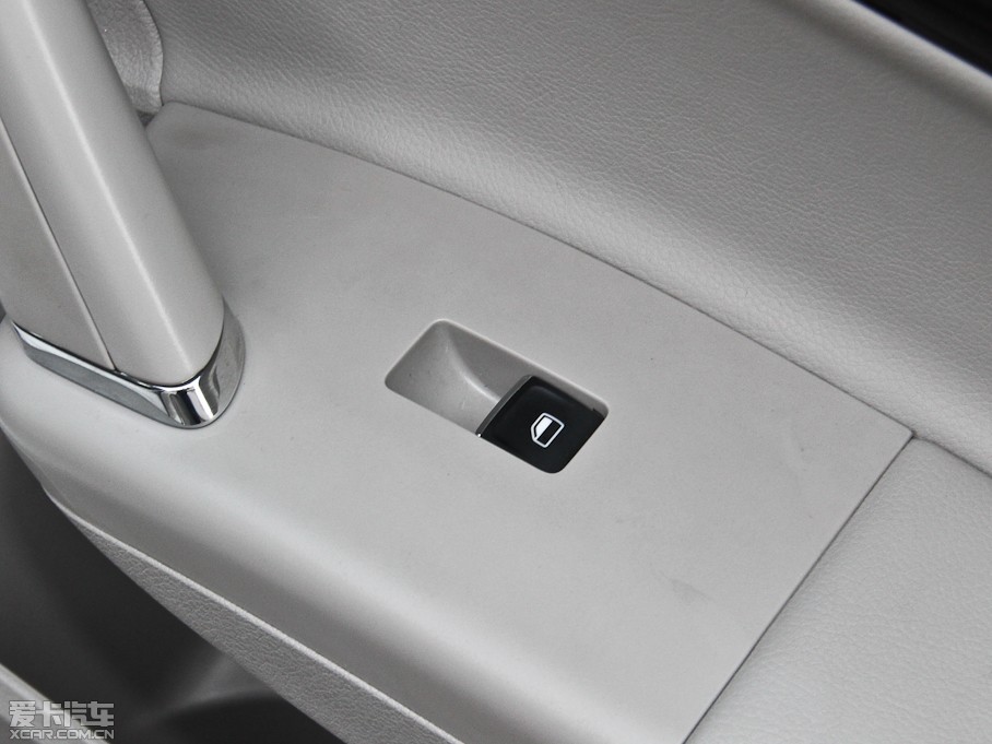 2013݃Ɏ 1.4TSI DSGA