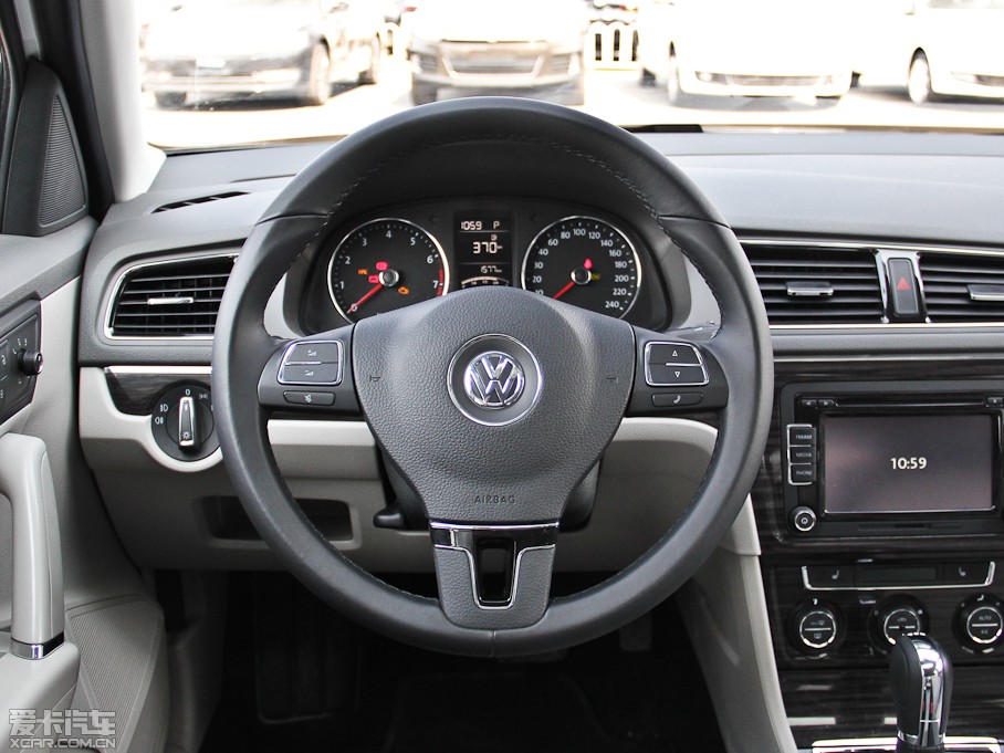 2013݃Ɏ 1.4TSI DSGA