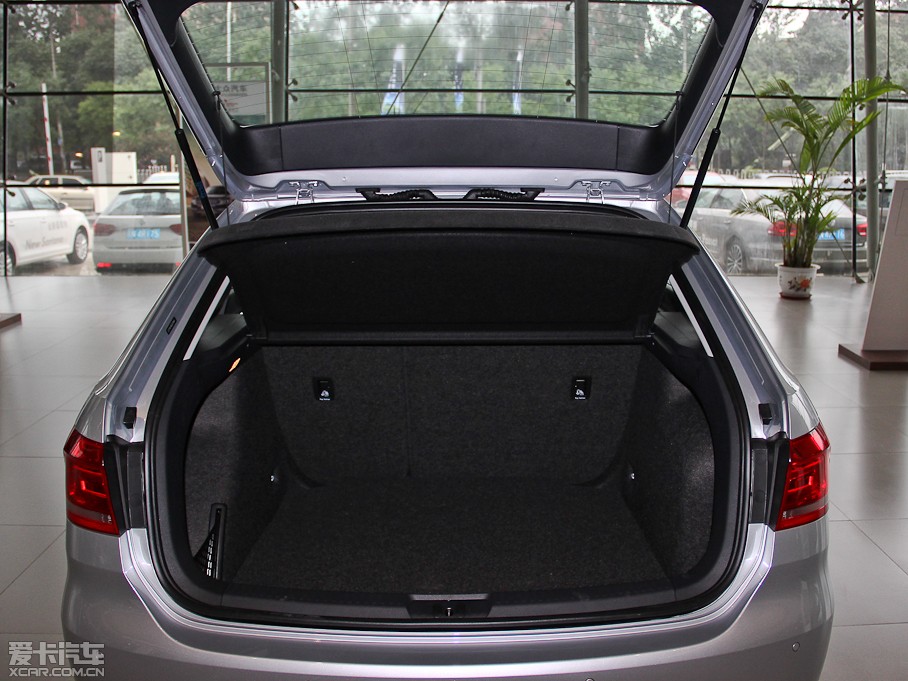 2013݃Ɏ 1.4TSI DSGA