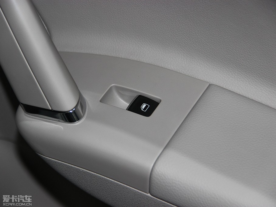 2013݃Ɏ 1.4TSI DSGA