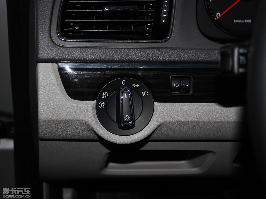 2013݃Ɏ 1.4TSI DSGA