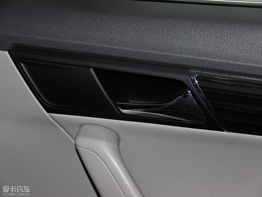 2013݃Ɏ 1.4TSI DSGA