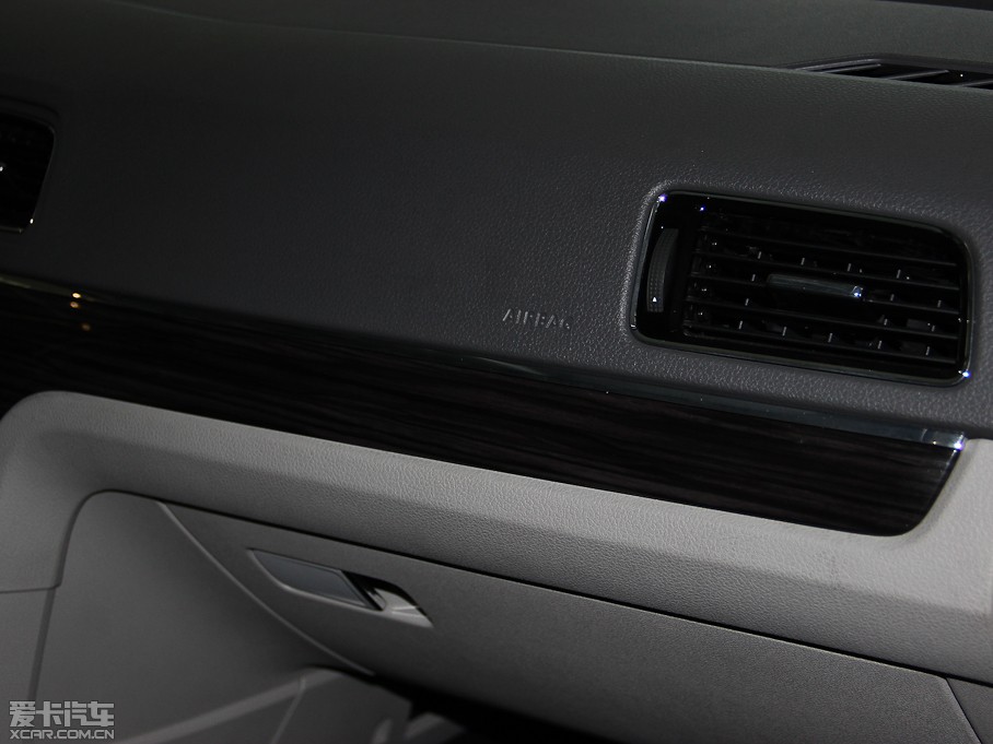 2013݃Ɏ 1.4TSI DSGA