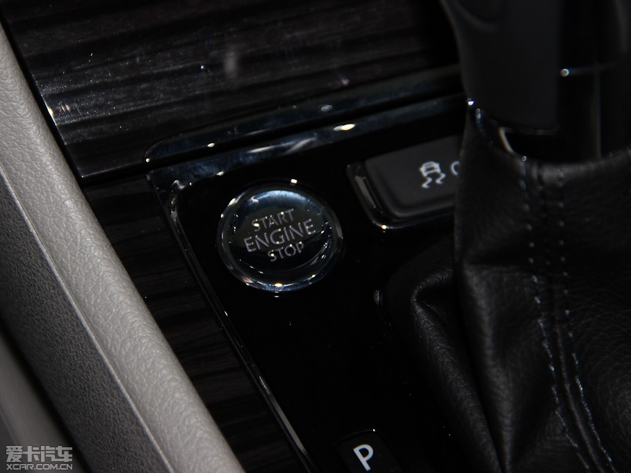 2013݃Ɏ 1.4TSI DSGA