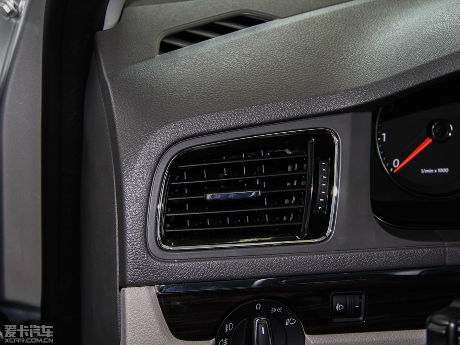 2013݃Ɏ 1.4TSI քӺA