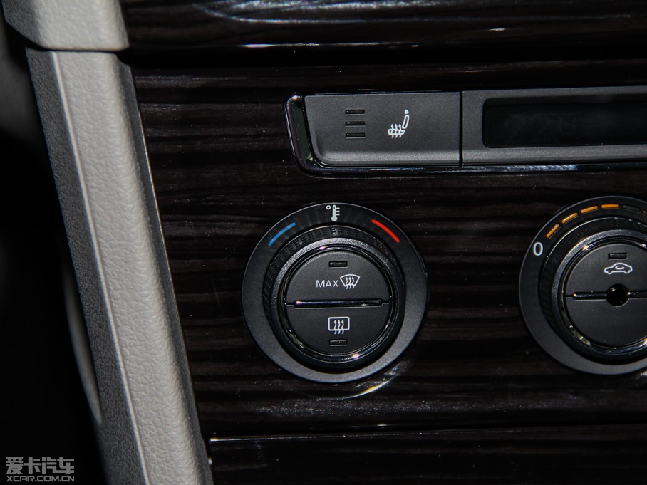 2013݃Ɏ 1.4TSI քӺA