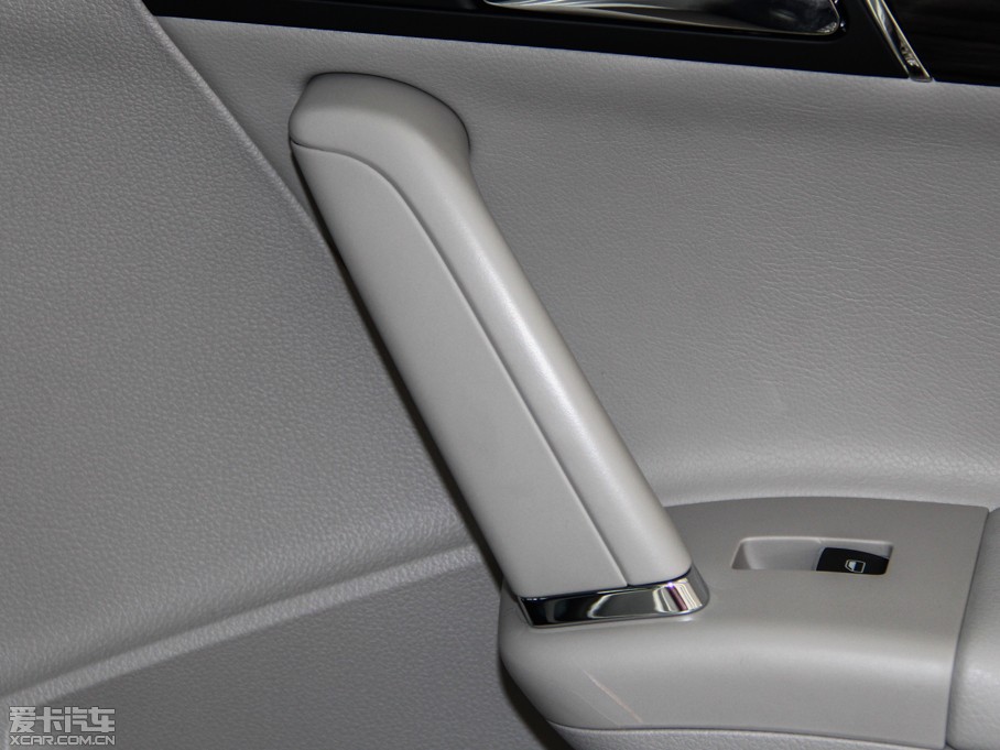 2013݃Ɏ 1.4TSI քӺA