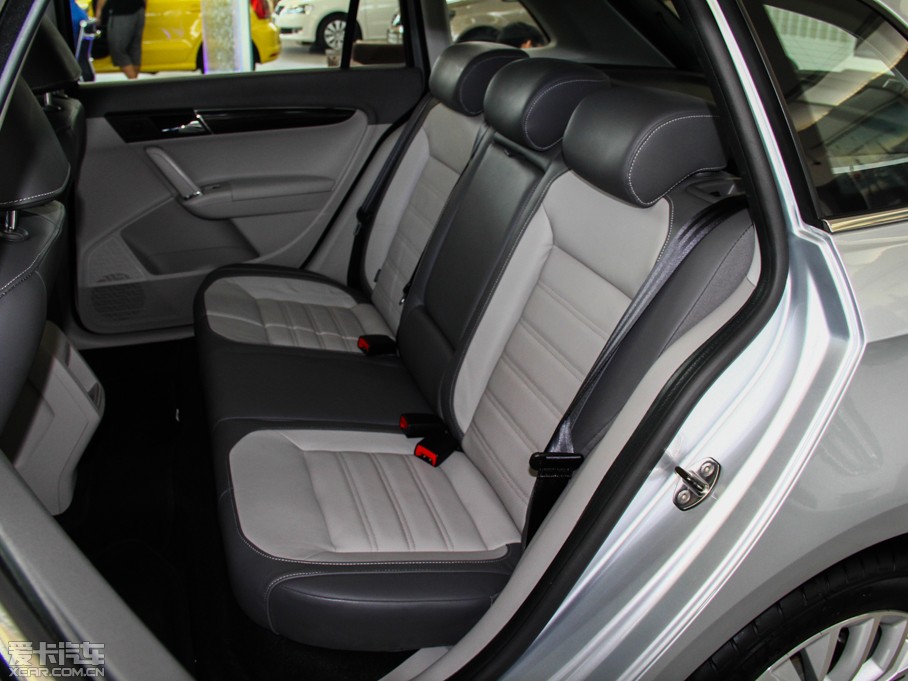 2013݃Ɏ 1.4TSI քӺA