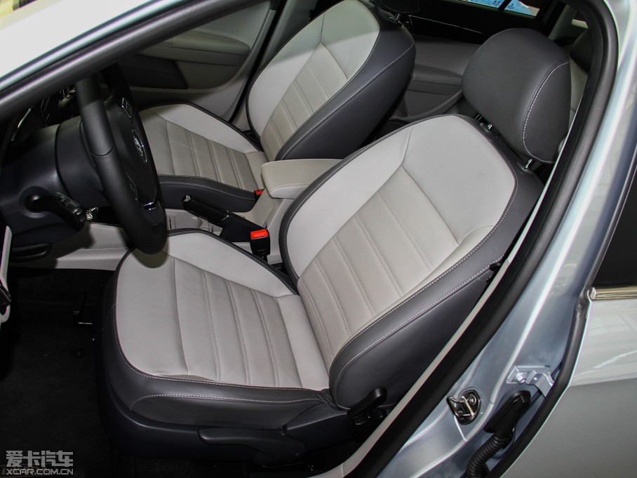 2013݃Ɏ 1.4TSI քӺA