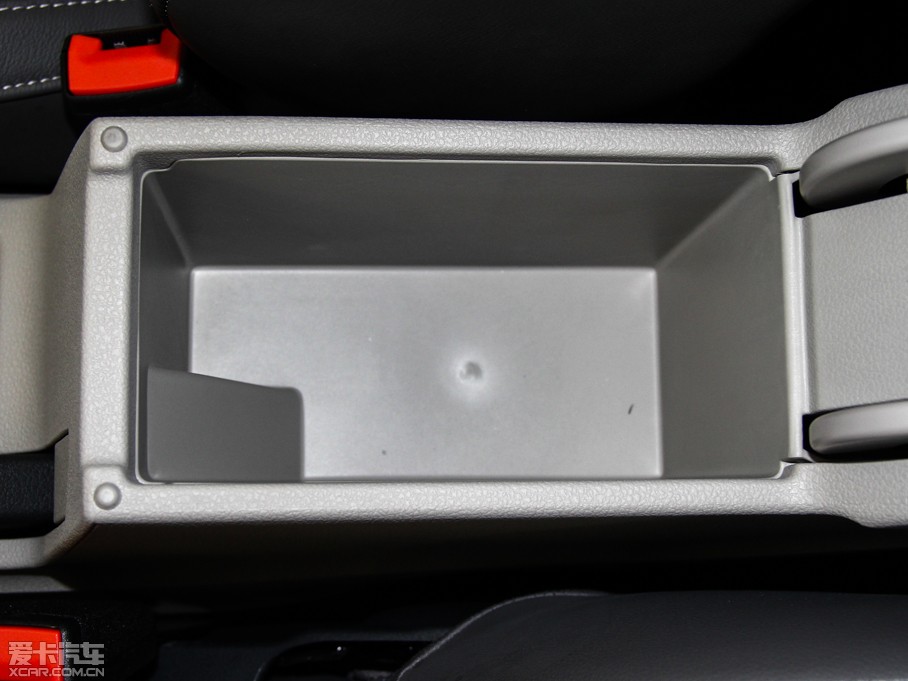 2013݃Ɏ 1.4TSI քӺA