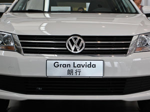 2013款1.6L 手动风尚版 中网