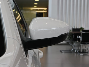 2013款1.6L 手动风尚版 后视镜