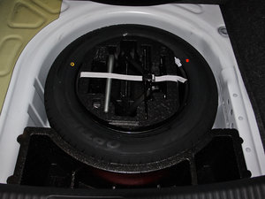 2013款1.6L 手动风尚版 备胎
