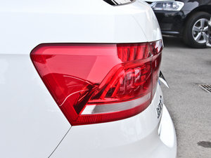 20131.4TSI DSGA (x)(ji)^