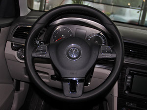 2013款1.4TSI DSG豪华版 方向盘