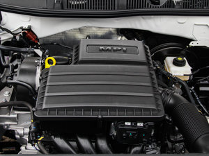 2013款1.6L 自动舒适版 发动机