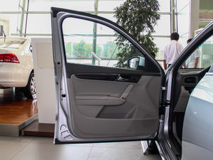 2013款1.4TSI 手动豪华版 驾驶位车门