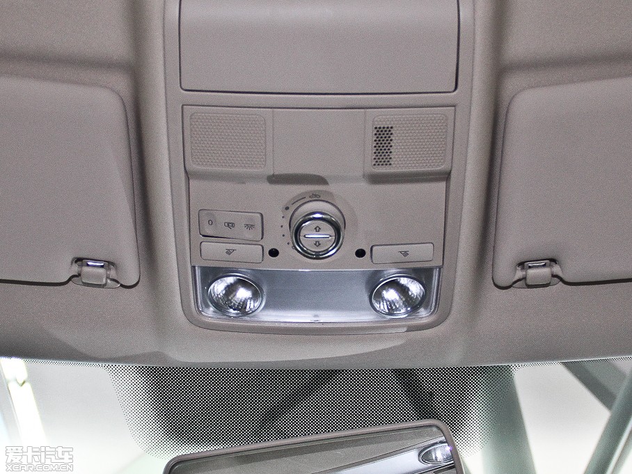 2013;^ 1.8TSI ԄӃA