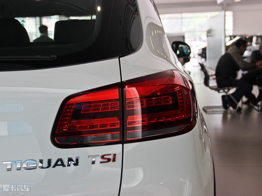 2013;^ 1.8TSI ԄӃm