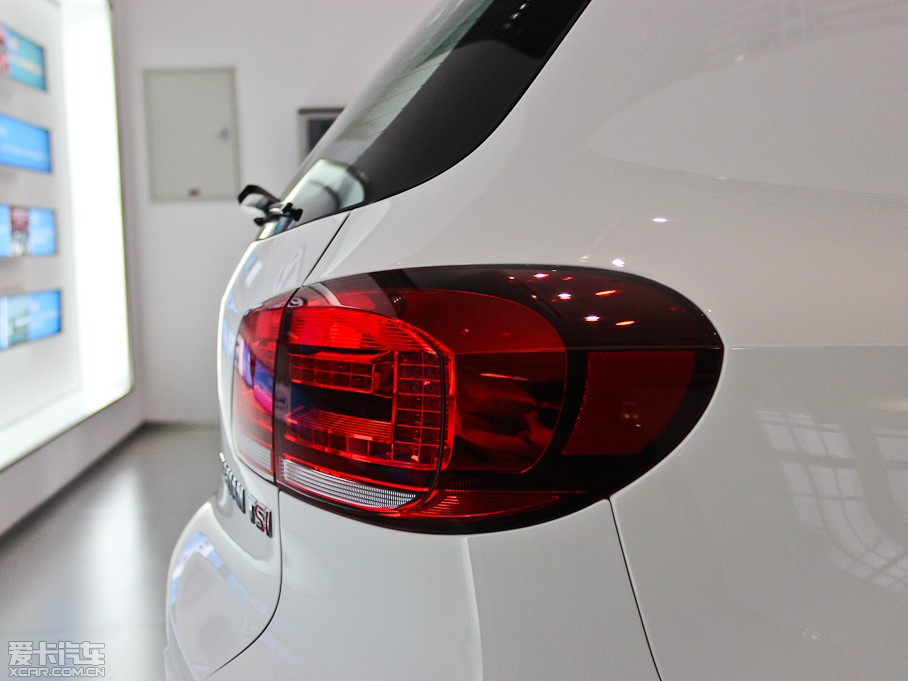 2013;^ 1.8TSI ԄӃm