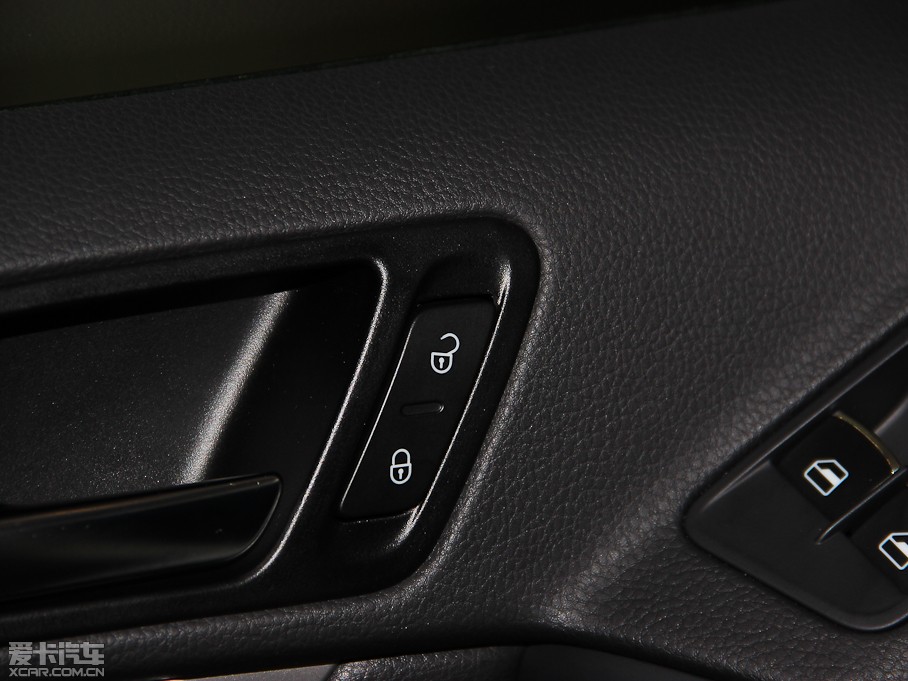 2013;^ 1.8TSI ԄӃm