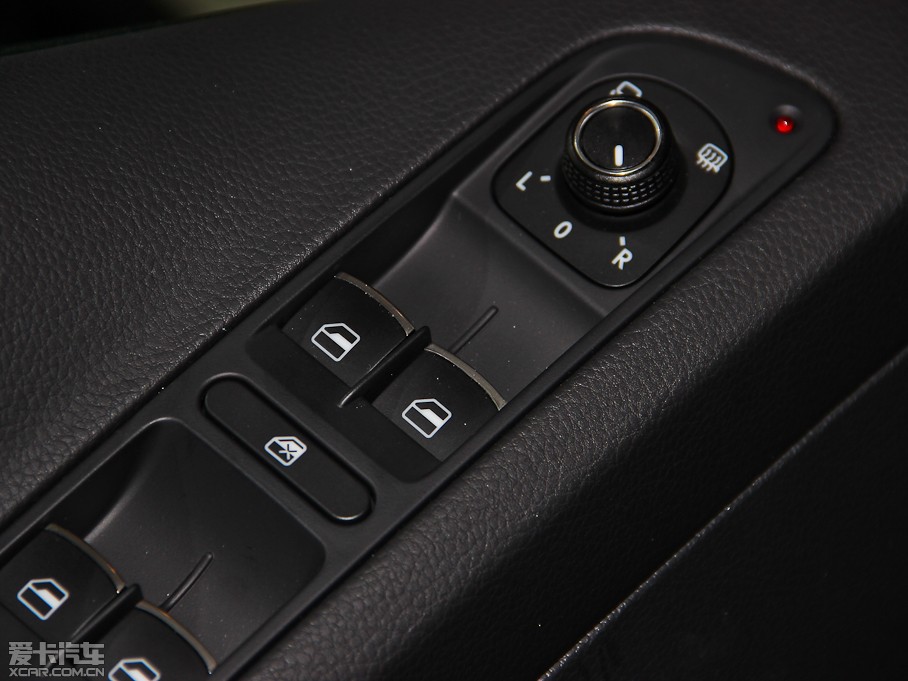 2013;^ 1.8TSI ԄӃm