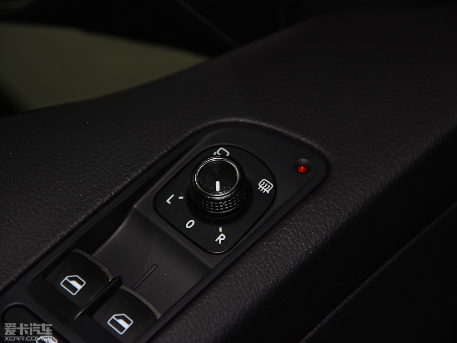 2013;^ 1.8TSI ԄӃm