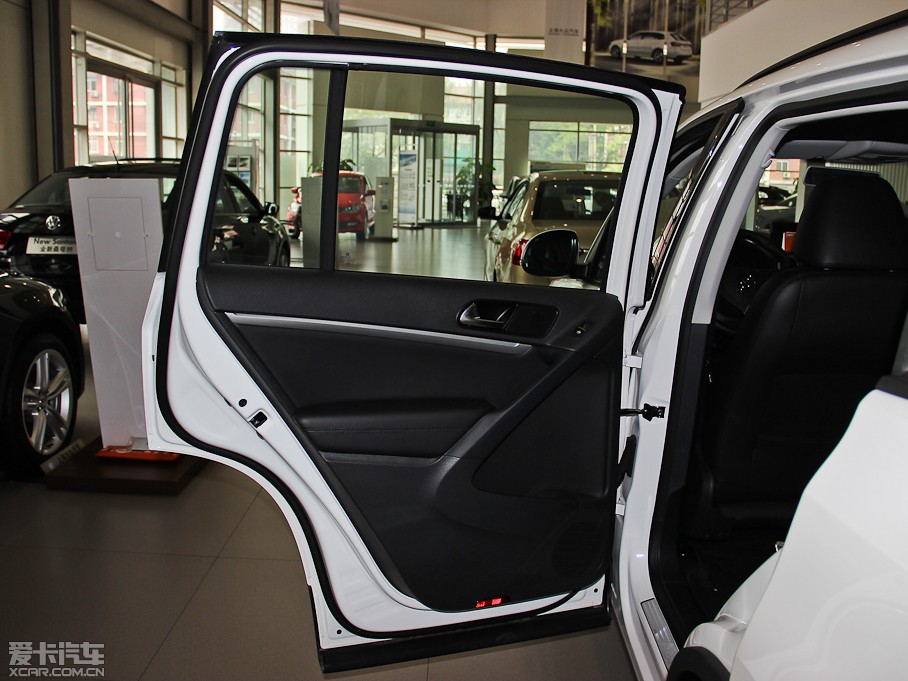 2013;^ 1.8TSI ԄӃm