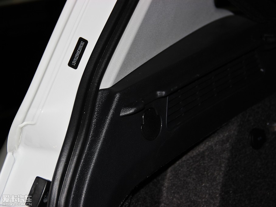 2013;^ 1.8TSI ԄӃm