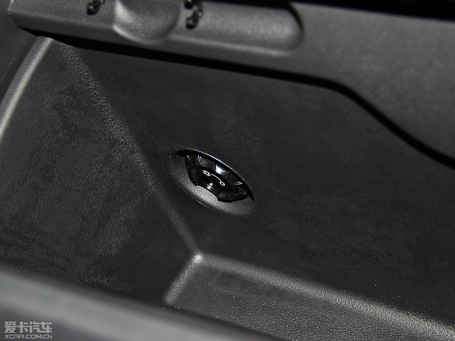 2013;^ 1.8TSI ԄӃm