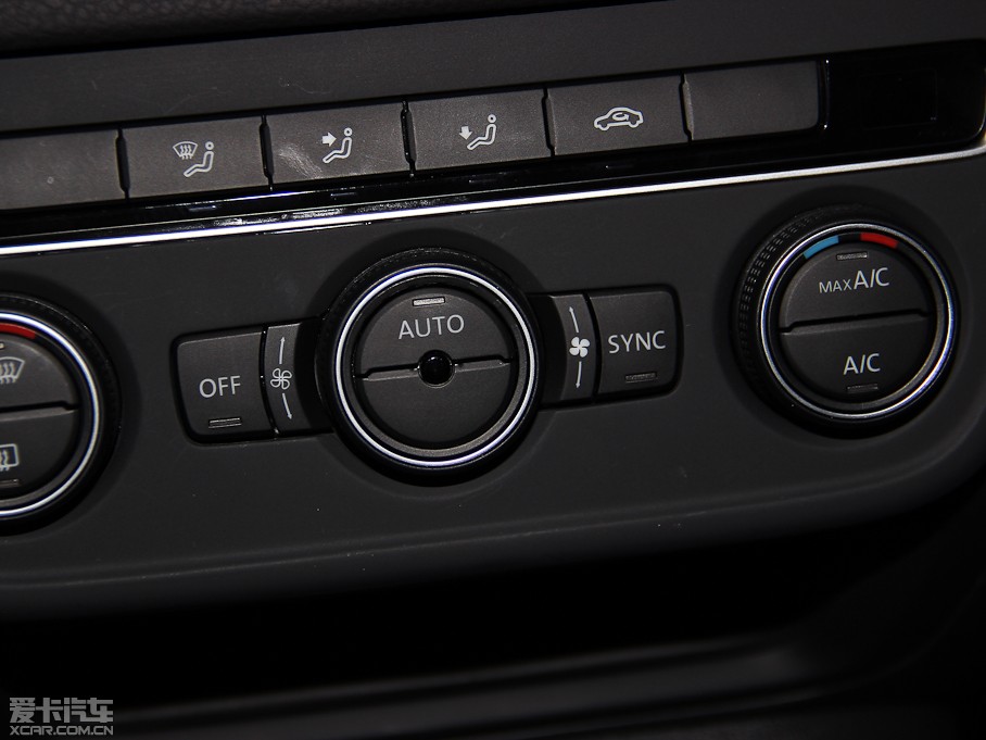 2013;^ 1.8TSI ԄӃm