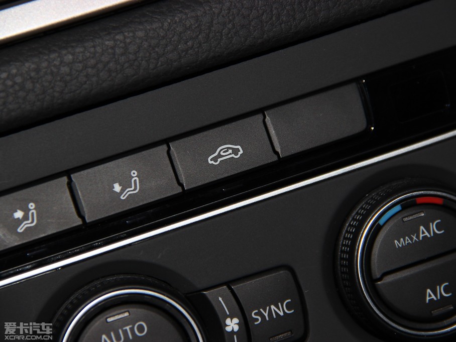 2013;^ 1.8TSI ԄӃm