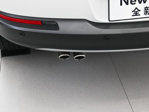 2013款1.8TSI 自动两驱豪华版 排气管