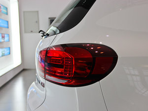 2013款1.8TSI 自动两驱舒适版 细节外观
