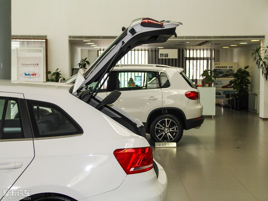 2014݃Ɏ 1.4TSI 30o(j)