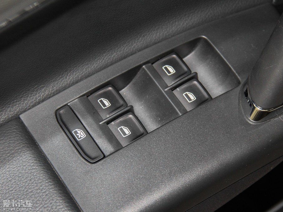 2014݃Ɏ 1.4TSI 30o(j)